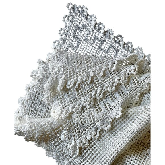 Handcrafted Crochet Tablecloth 36"x32" With Raised Wreath Design & Tatted Edges - Picture 15 of 15